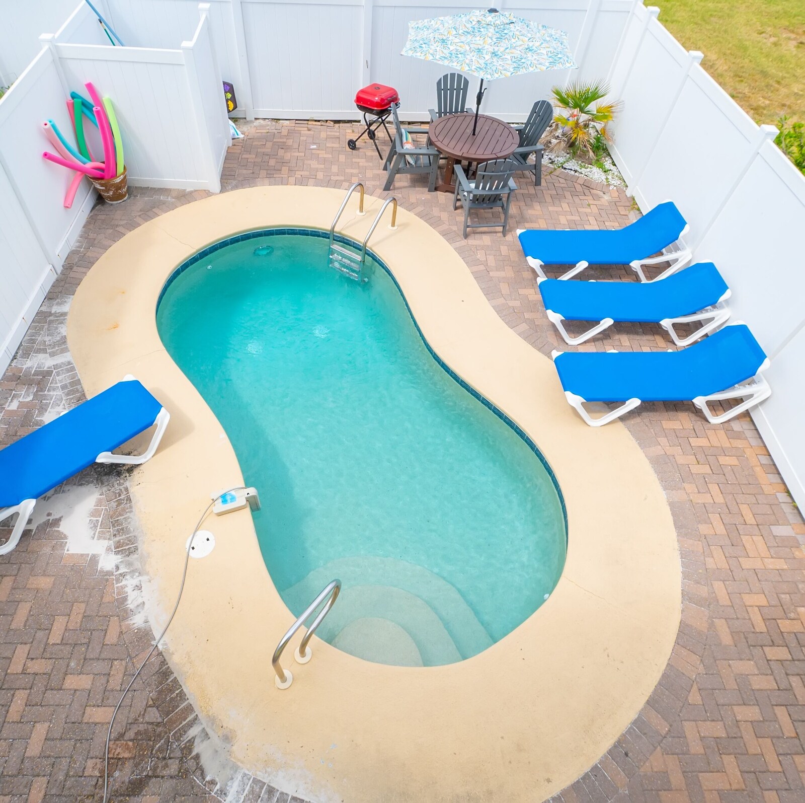 outdoor pool, fence, outdoor, terrace patio, summer, handrail, pool visible, daytime, sun loungers at Albacore Adventure PCB